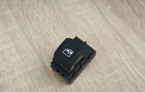 BMW 5 G30 G31 G38 Electric window control switch 9327031