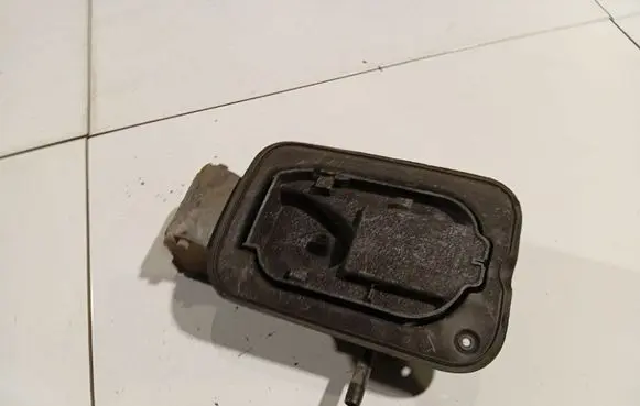 Renault Megane II Fuel tank cap