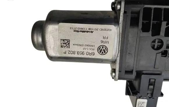 Seat Leon (1M) Sliding door electric window regulator 6R0959802P