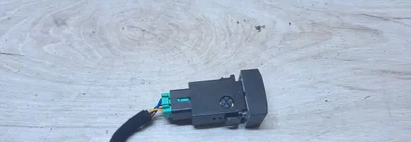 KIA Sorento Seat heating switch 864W03000 DEC0A3