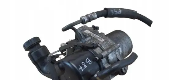 Peugeot 508 Power steering pump 9676154180