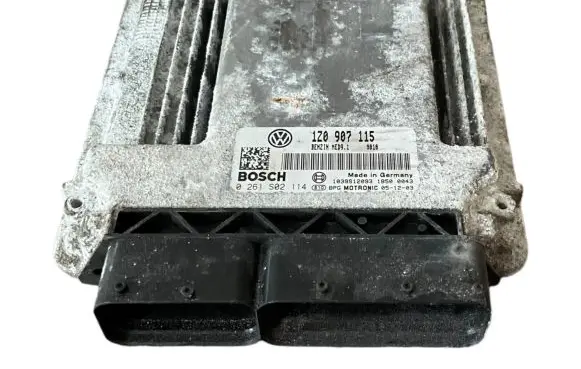 Skoda Octavia Mk2 (1Z) Engine control unit/module 1Z0907115 0261S02114
