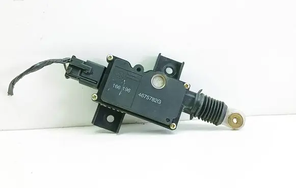 Chrysler Voyager Tailgate boot lock/latch motor 4675782G 166196