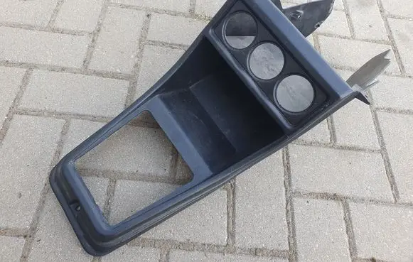 Volkswagen Golf I Center console 161863243C
