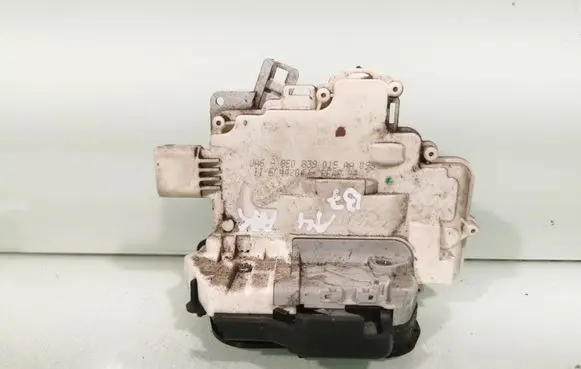 Audi A4 S4 B7 8E 8H Rear door lock 8E0839015AA