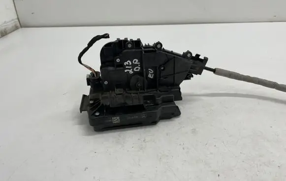 Mercedes-Benz E W213 Front door lock A2220063999