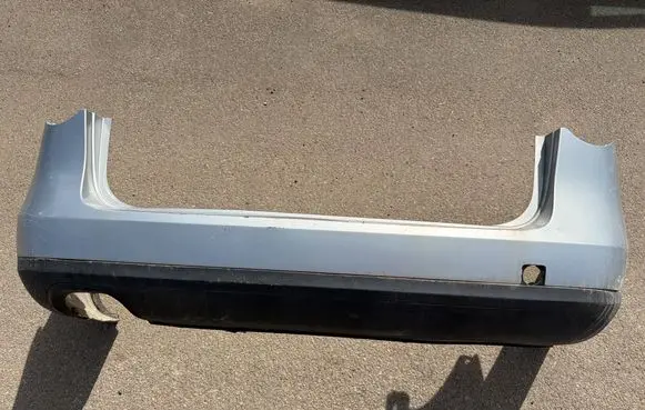 Volkswagen PASSAT B6 Rear bumper 3C9807421