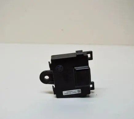 Tesla Model S Door control unit/module 106965100D