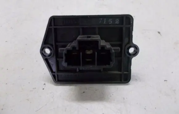 Mazda 323 Heater blower motor/fan resistor 