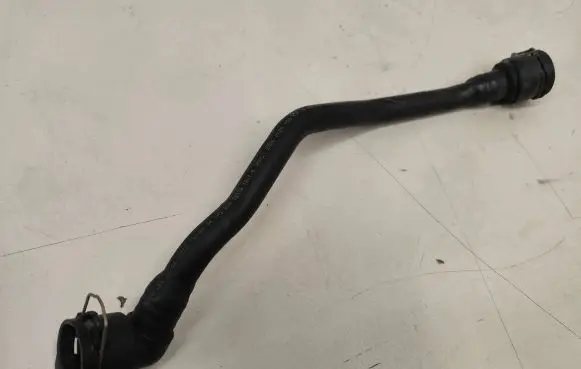 Mercedes-Benz B W246 W242 Engine coolant pipe/hose A2465010058