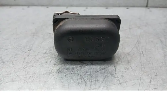 Audi A6 S6 C5 4B Air pressure sensor 0280101001
