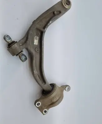 Chrysler Pacifica Front lower control arm/wishbone 05274643AA