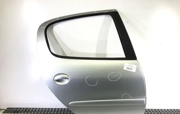 Peugeot 206 Rear door
