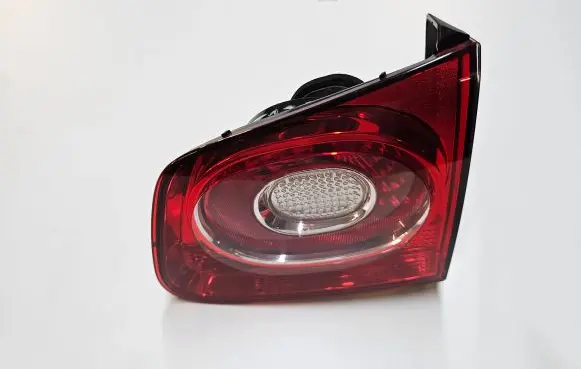 Volkswagen Tiguan Tailgate rear/tail lights 5N0945094B