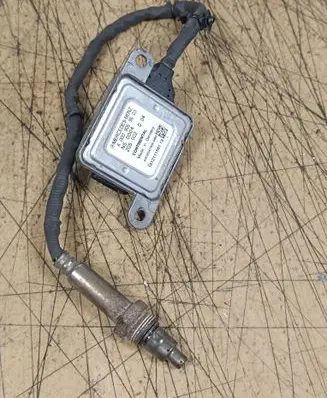 Mercedes-Benz C W205 Lambda probe sensor A0009059603