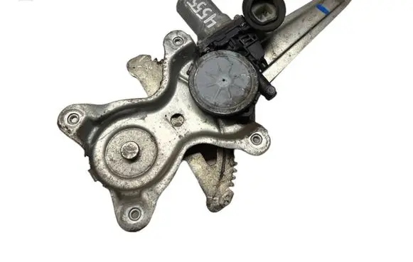 Lexus IS 220D-250-350 Rear door window regulator motor 8572058010 0620401770