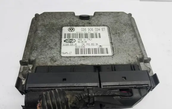 Skoda Fabia Mk1 (6Y) Engine control unit/module 6160068505 036906034ET