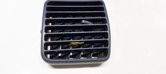 Mitsubishi Space Star Dash center air vent grill