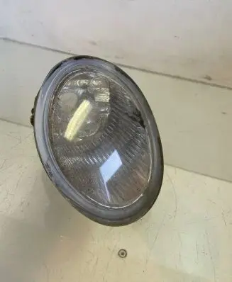 Toyota Avensis Verso Front fog light