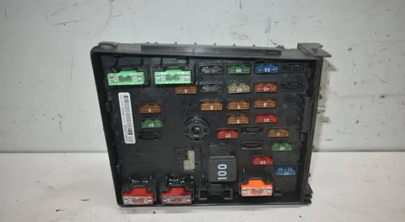 Volkswagen Tiguan Fuse module 3C0937125A