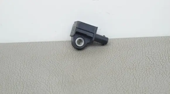 Mercedes-Benz GLC X253 C253 Airbag deployment crash/impact sensor 2229051400