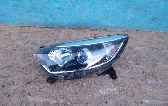 Renault Captur Headlight/headlamp