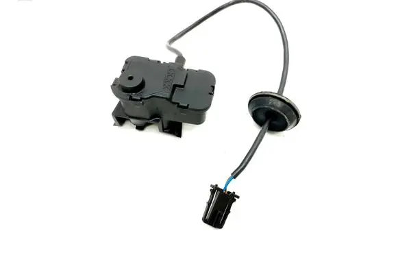 Fuel tank cap lock motor