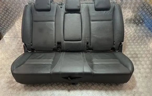 Ford Ranger Seat set DG18874