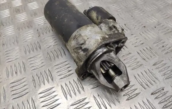 Mercedes-Benz E W211 Starter motor 0001115049