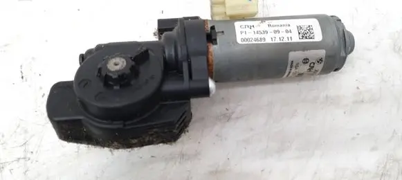 BMW 6 F12 F13 Seat adjustment motor 0390204077 P11317102 00024689