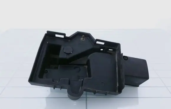 Chrysler Grand Voyager IV Battery tray 05109648AA 64577T
