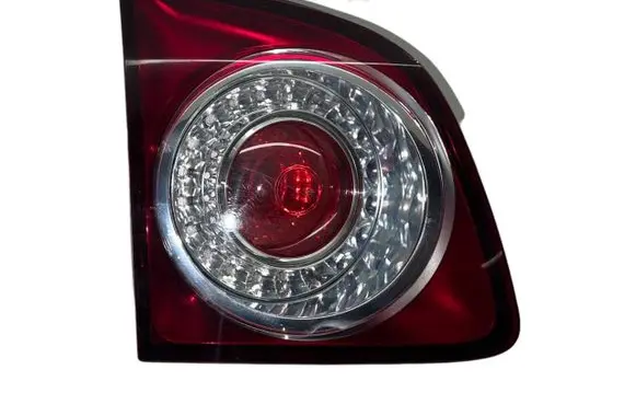 Volkswagen Golf Plus Tailgate rear/tail lights 5M0945093K 231453 964962032614