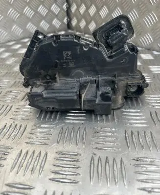 Volkswagen Caddy Front door lock 5TB837015A A046465