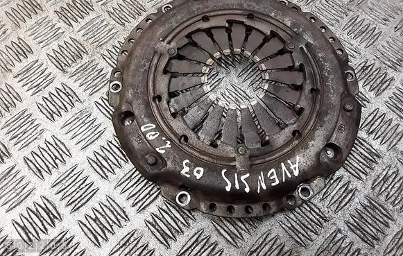 Toyota Avensis T220 Pressure plate 
