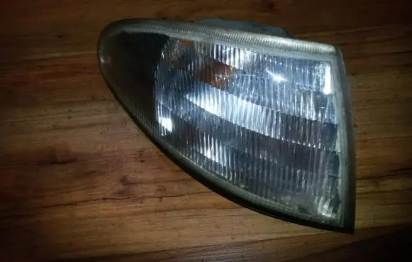 Ford Mondeo MK I Front indicator light fm9378