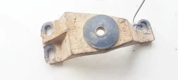 Ford Mondeo MK II Engine mounting bracket 97bb7m125cb 97bb-7m125-cb