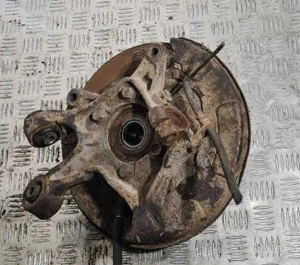 Subaru Impreza III Rear wheel hub