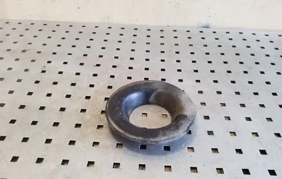 Tesla Model 3 Rear coil spring rubber mount 104447500F