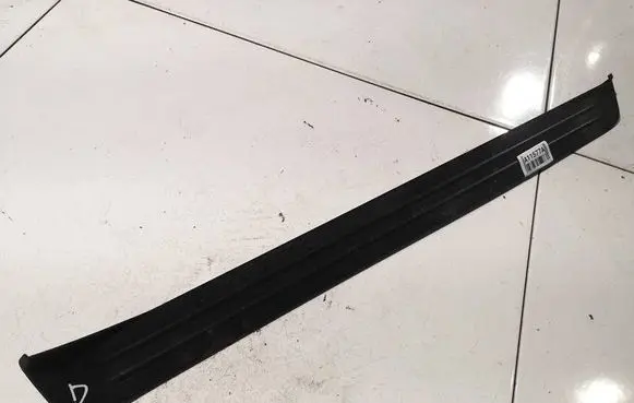 Peugeot 107 Front sill trim cover 94060AG050