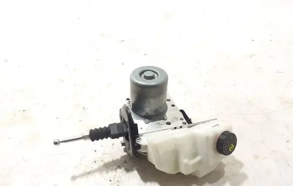 Audi A5 Brake booster 8B3909059S