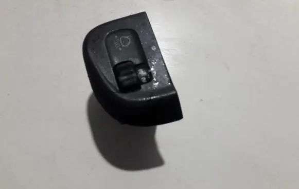 Hyundai H200 Headlight level height control switch 933704a000 93370-4a000