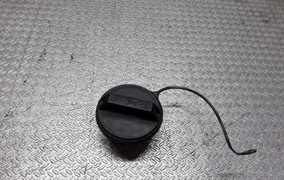 Nissan X-Trail T30 Fuel tank filler cap 