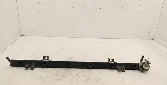 BMW 5 E39 Fuel pressure regulator 0280160504