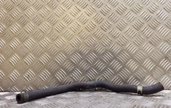 Nissan X-Trail T30 Engine coolant pipe/hose