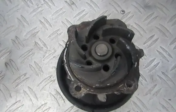 Opel Combo C Water pump