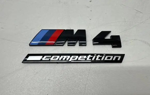 BMW M4 G82 G83 Manufacturers badge/model letters 