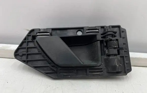 Citroen Berlingo Front door interior handle 