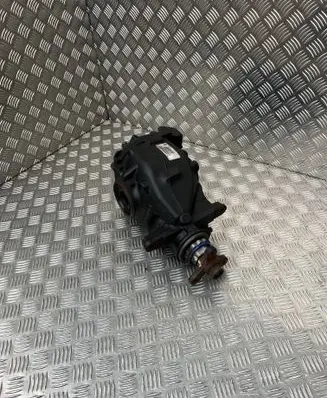 BMW 3 F30 F35 F31 Rear differential 7605589 0716022310890003 EA576421