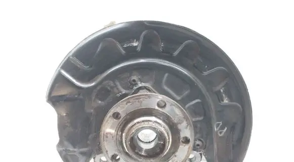 Volkswagen Golf VII Front wheel hub