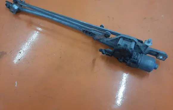 Ford Focus C-MAX Front wiper linkage and motor 4M51-17504-AC